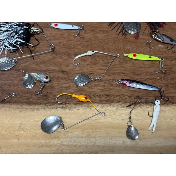 VINTAGE FISHING HOOKS LURE LOT 100PCS+? SWIVELS SPINNERS SIKERS - Picture 7 of 14